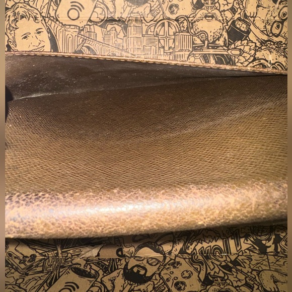 LOUIS VUITTON TAIGA SELENGA BROWN UNISEX CLUTCH - Picture 2 of 14